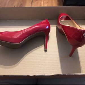 Liz Claiborne red high heels